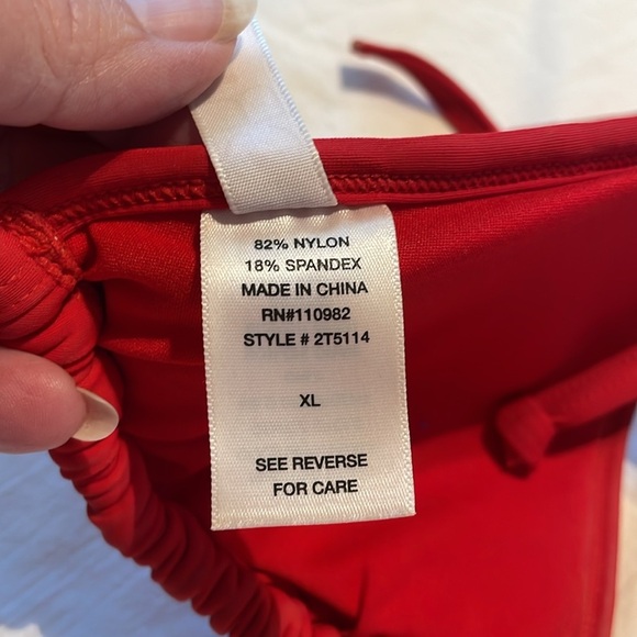 CR Acqua Red Ruffled Bikini Top - Picture 5 of 6